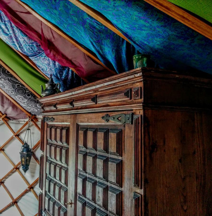 Star Gazing Luxury Yurt With River Views, Off Grid Eco Living Vale do Barco ภายนอก รูปภาพ